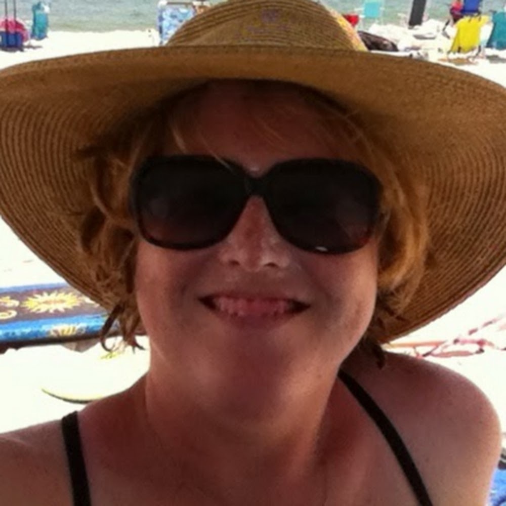 Meet your Posher, Holly